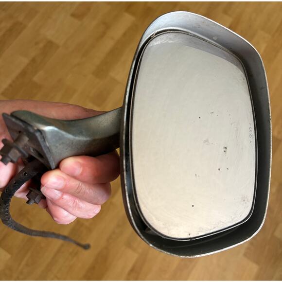 Vintage Outside Auto Rear View Mirror - Picture 4 of 9